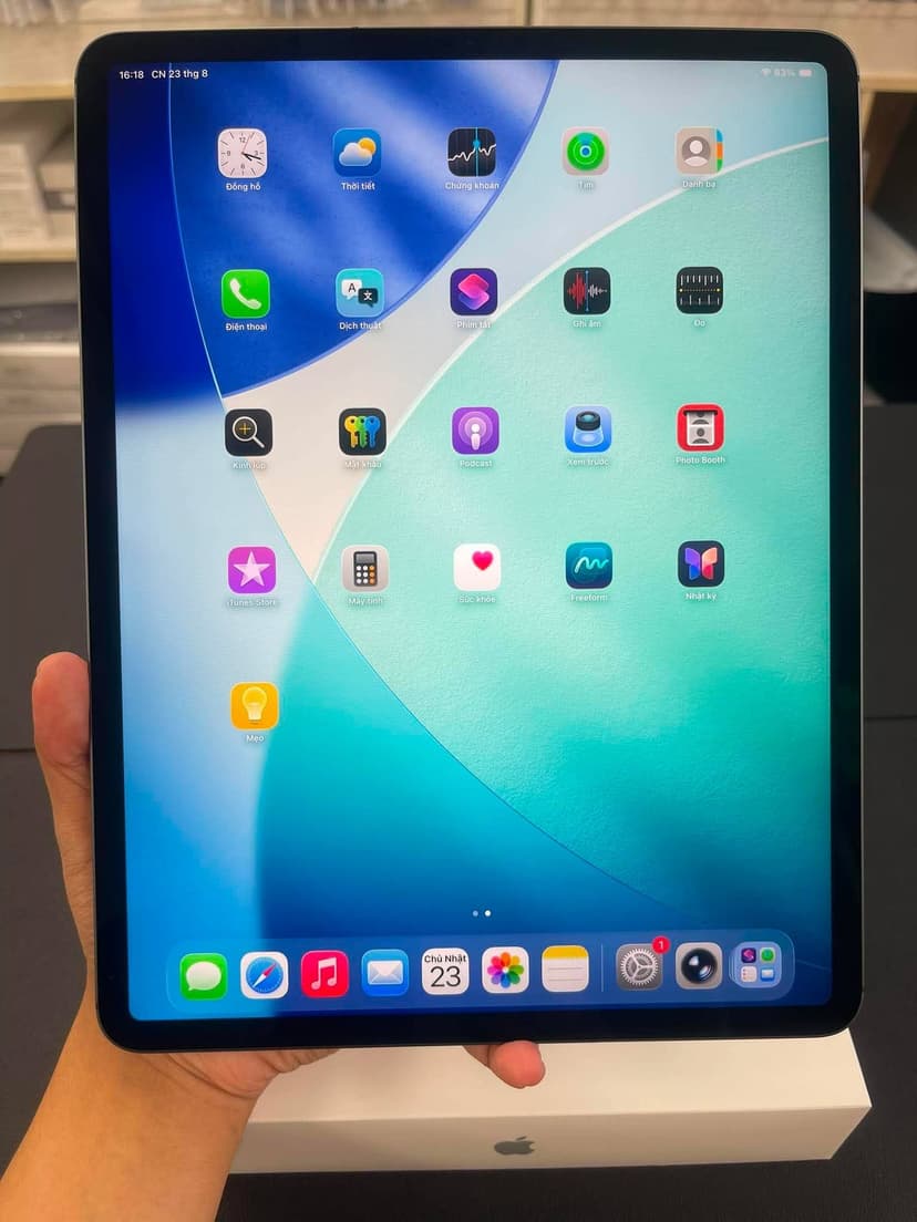 - 7790. Ipad Pro 4 2020 12.9inch xám 1Tb wifi+sim pin90% pk full box, giá 8man9