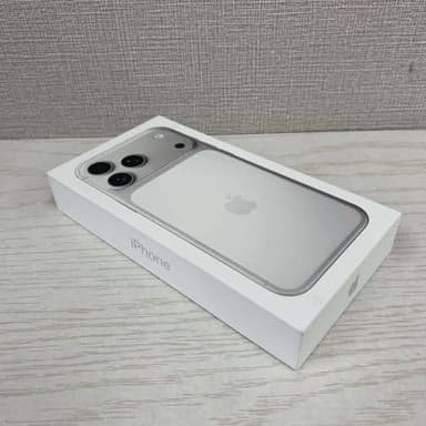 5798. Iphone 17 ProMax 256Gb bạc quốc tế Apple new100% đập hộp, giá 20man2