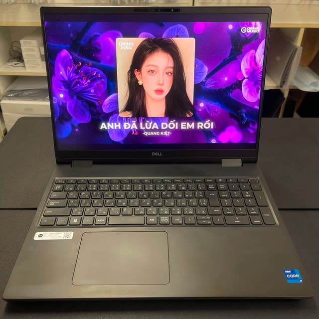- 7785. Dell Precision 7670 16inch i7-12850HX/32/1Tb NVIDIA RTX A200 8Gb pk cáp sạc, giá 11man9
